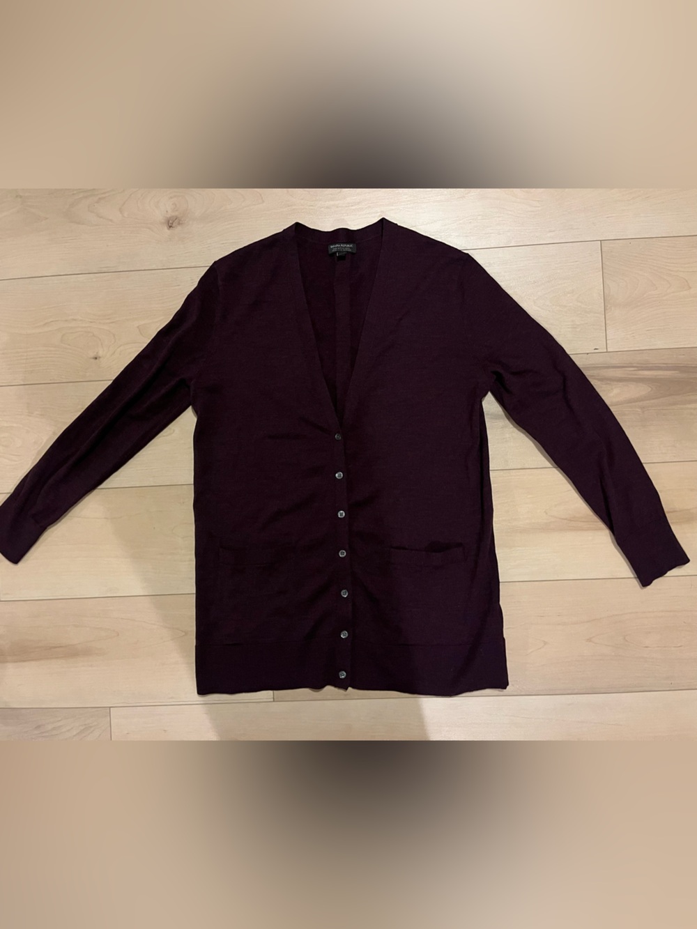 100% MERINO WOOL BANANA REPUBLIC Crewneck Sweater in Plum